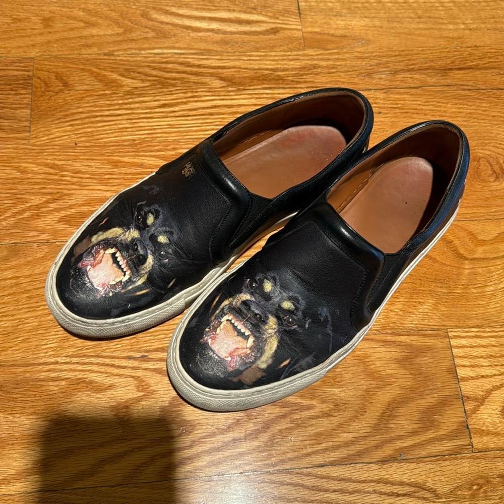 Givenchy Black Rottweiler Slip On Leather Sneakers